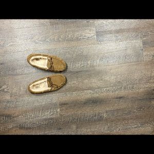 Kids Ugg Slippers/Mocassins